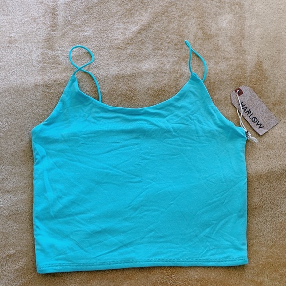 Tops - Picture 3 of 4